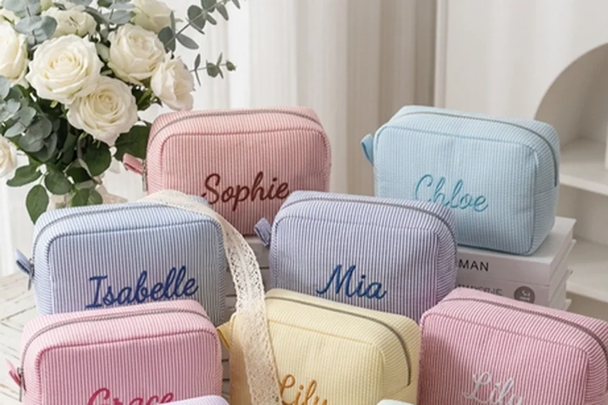 Family Travel Toiletry Bags — Custom logo cosmetic bag sample