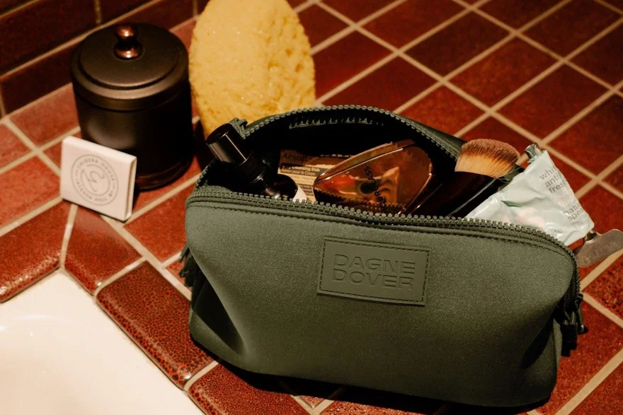 How to Repair a Cosmetic Bag Zipper — Beauty bag material and construction detail