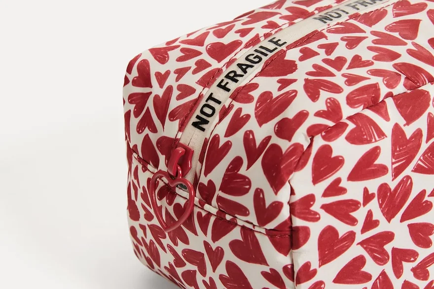 Product Liability Insurance for Custom Makeup Bag Importers — Custom logo cosmetic bag sample